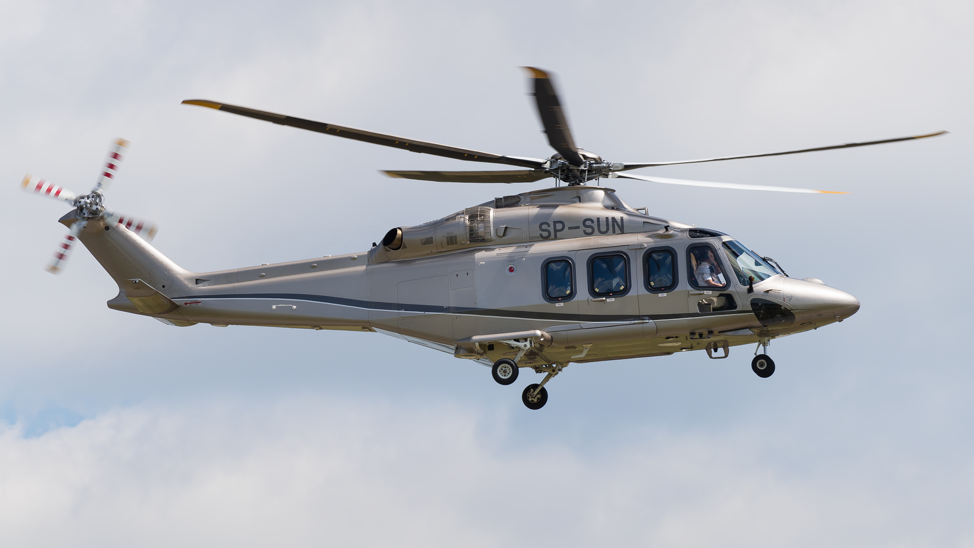 AGUSTA AW-139