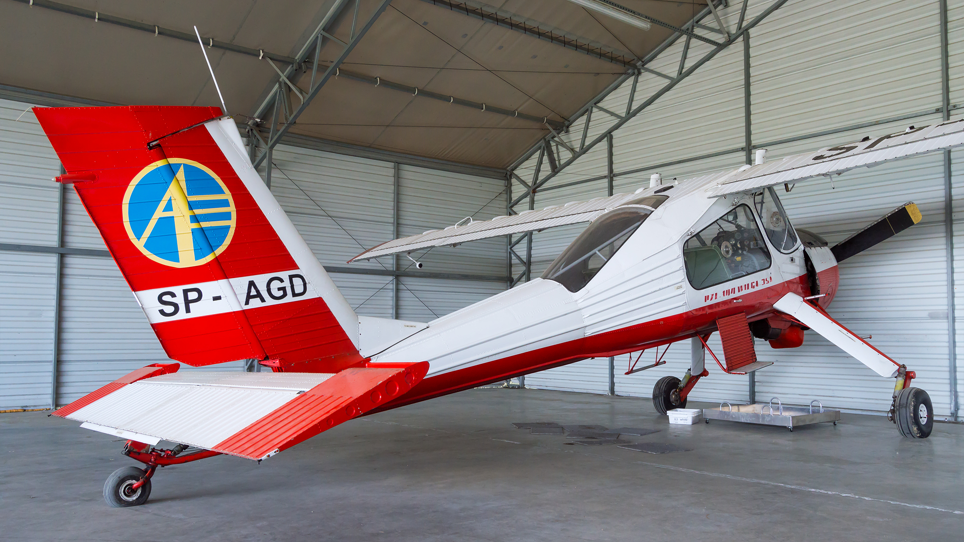 PZL 104