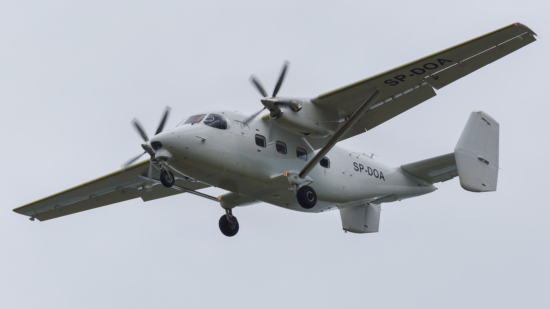 PZL M-28