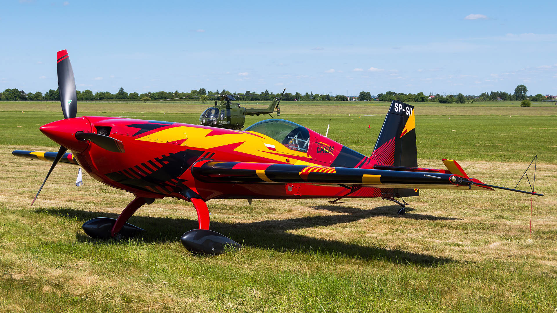 EXTRA Aircraft 330