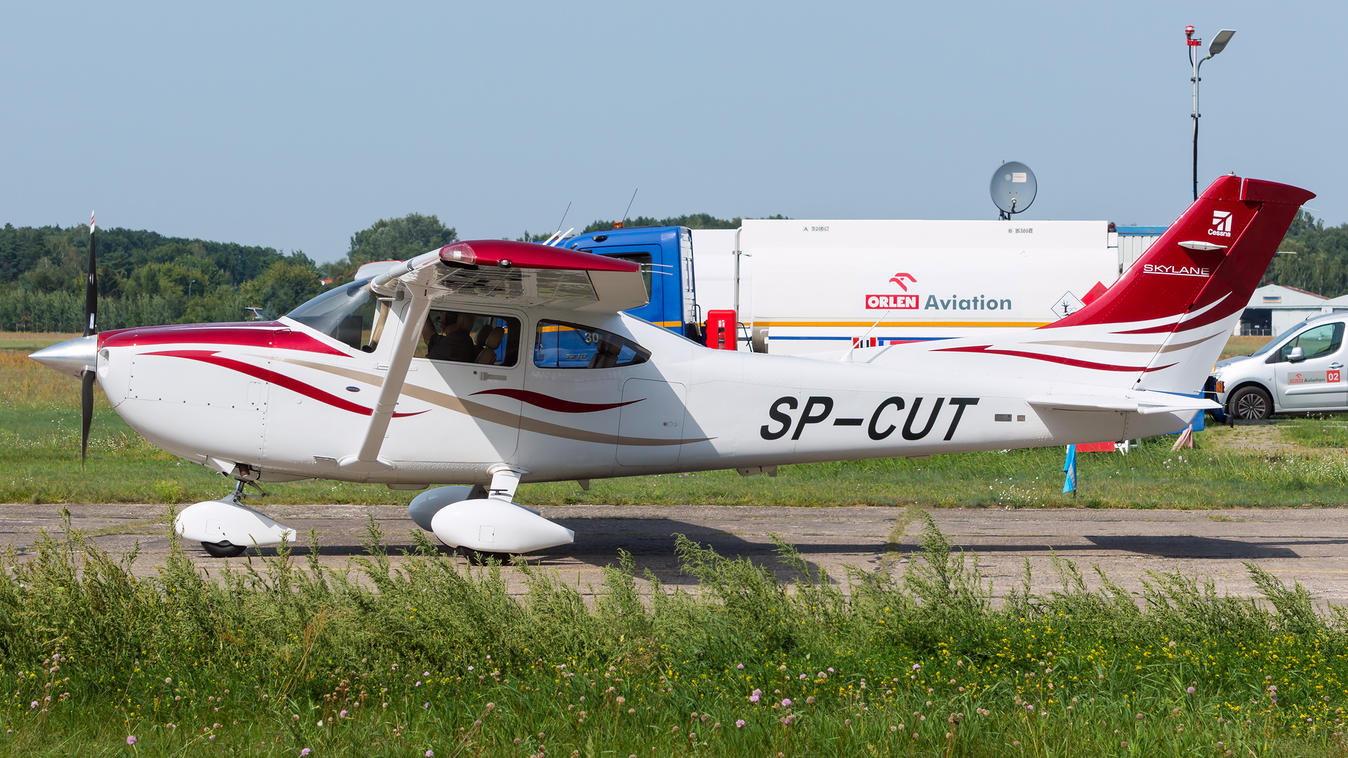 Cessna 182