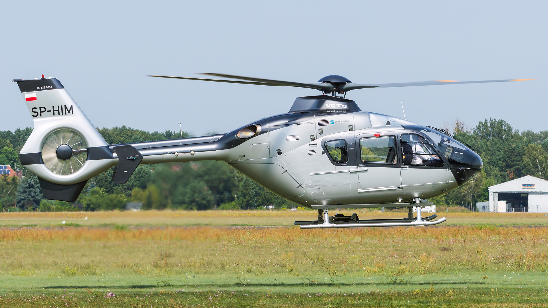 EC 135