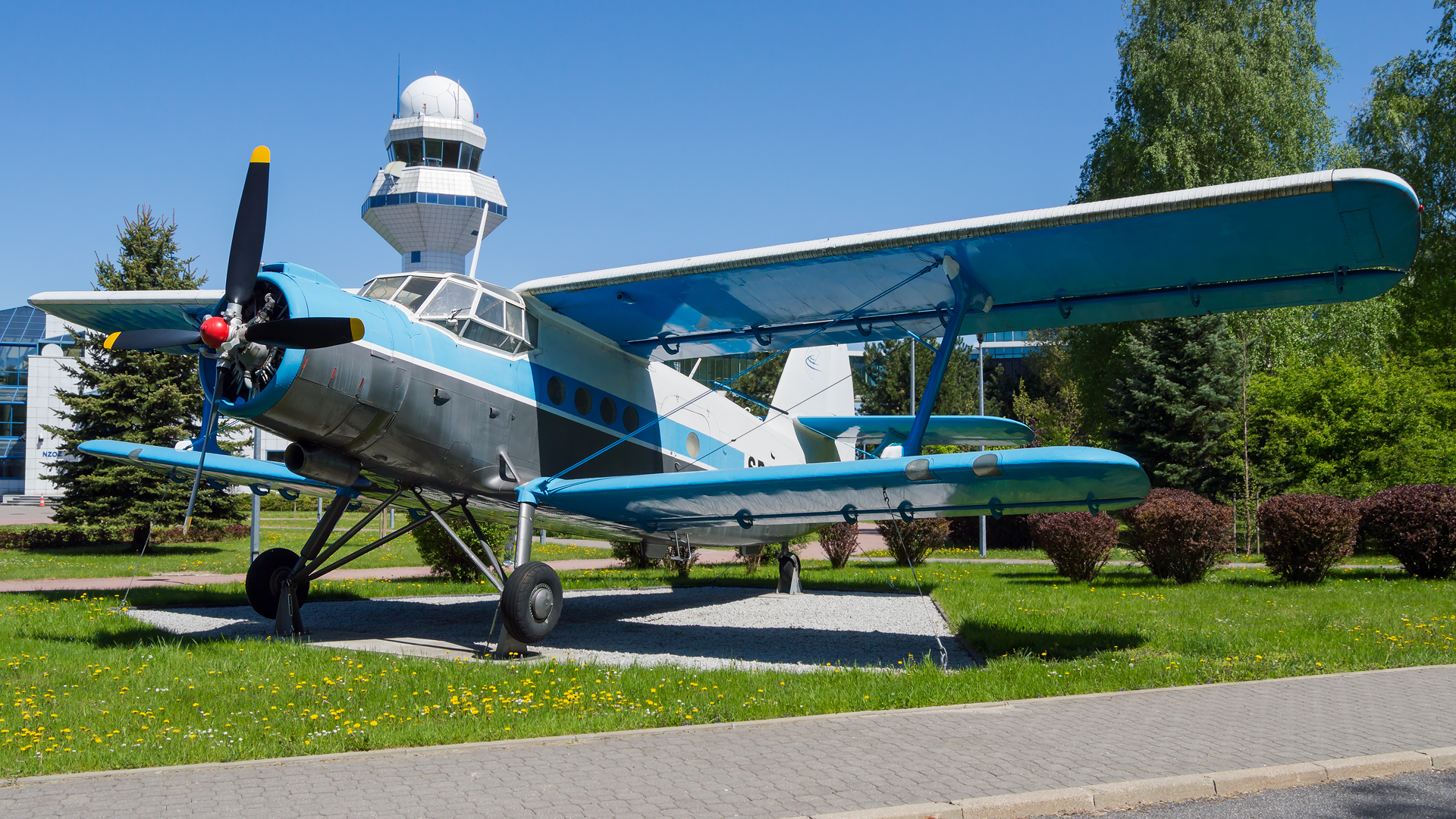Antonow An-2