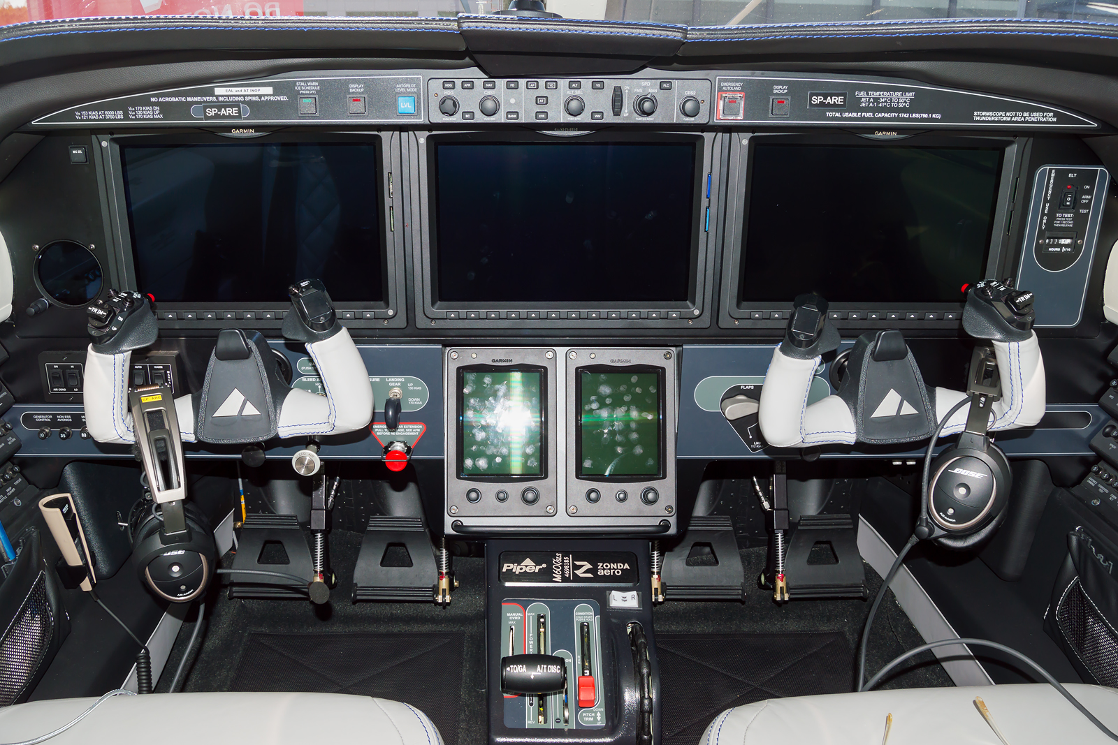 Piper M600