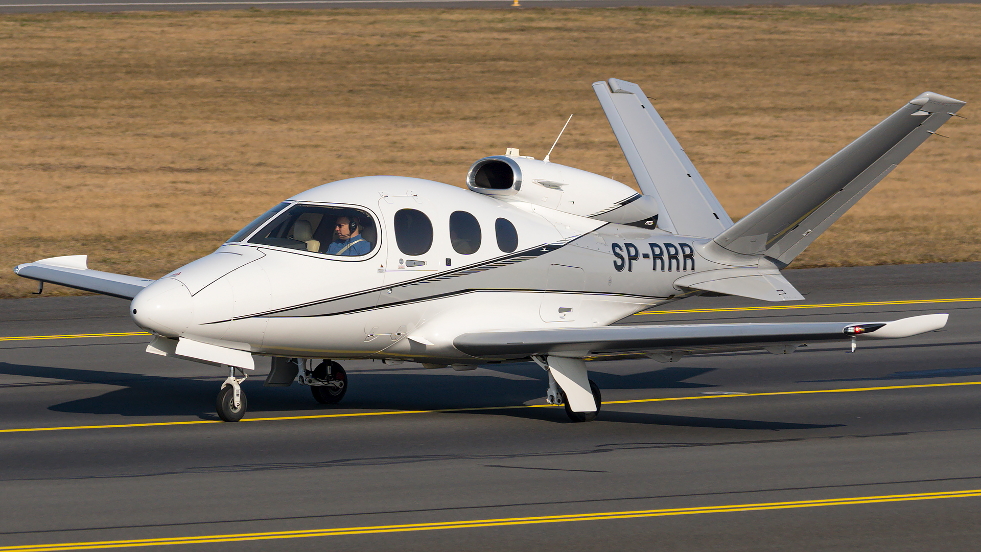 CIRRUS SF-50