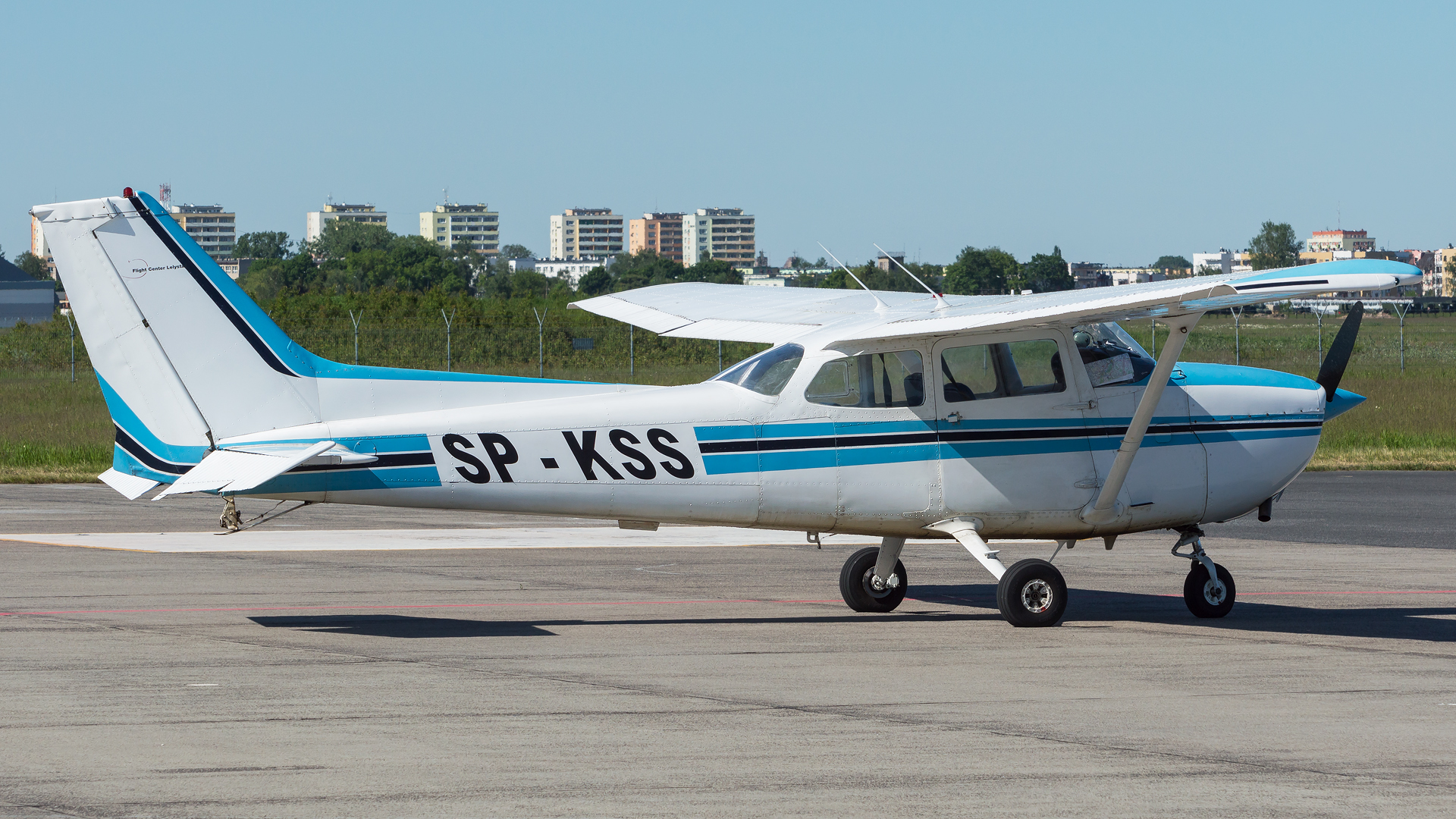 Cessna F172H