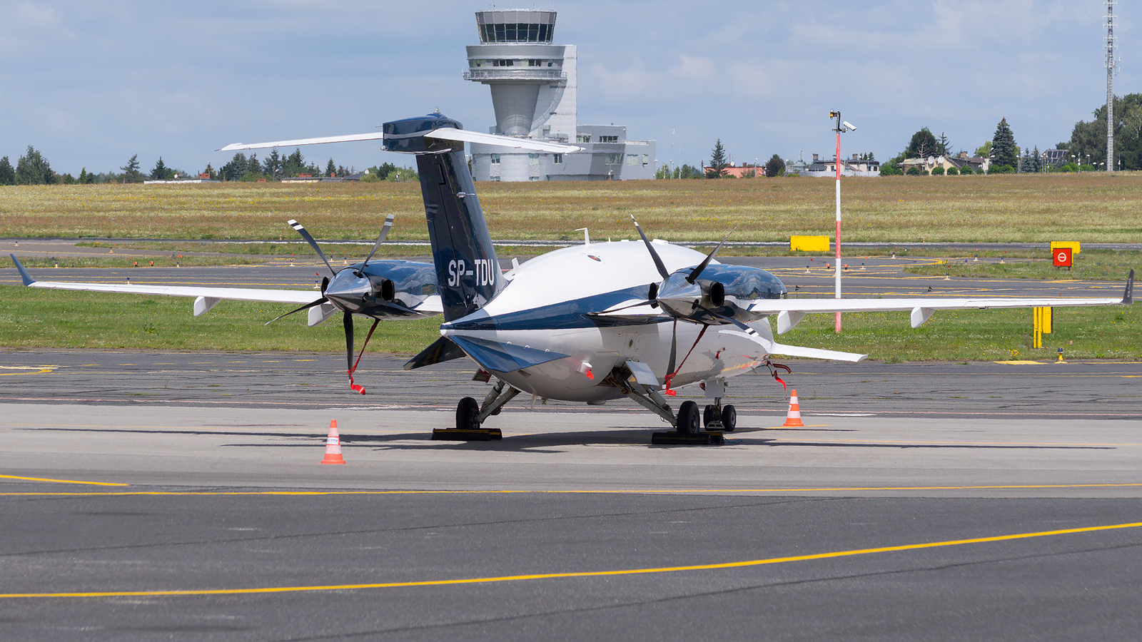 Piaggio P.180 Avanti